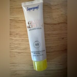 💙 4/$20 SUPERGOOP! Glowscreen SPF 40